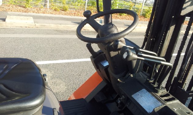Toyota 7FGF20 - Carrello elevatore a gas: foto 4 Toyota 7FGF20 - Carrello elevatore a gas: foto 4